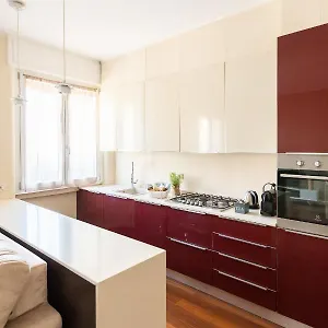 Apartment Rosselli 13, Milan