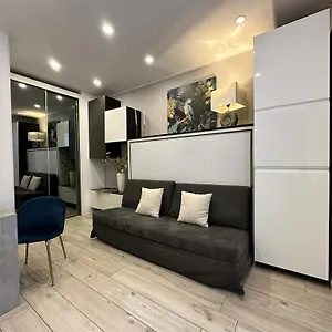 Apartment Comecasa Studio Panfilo, Milan