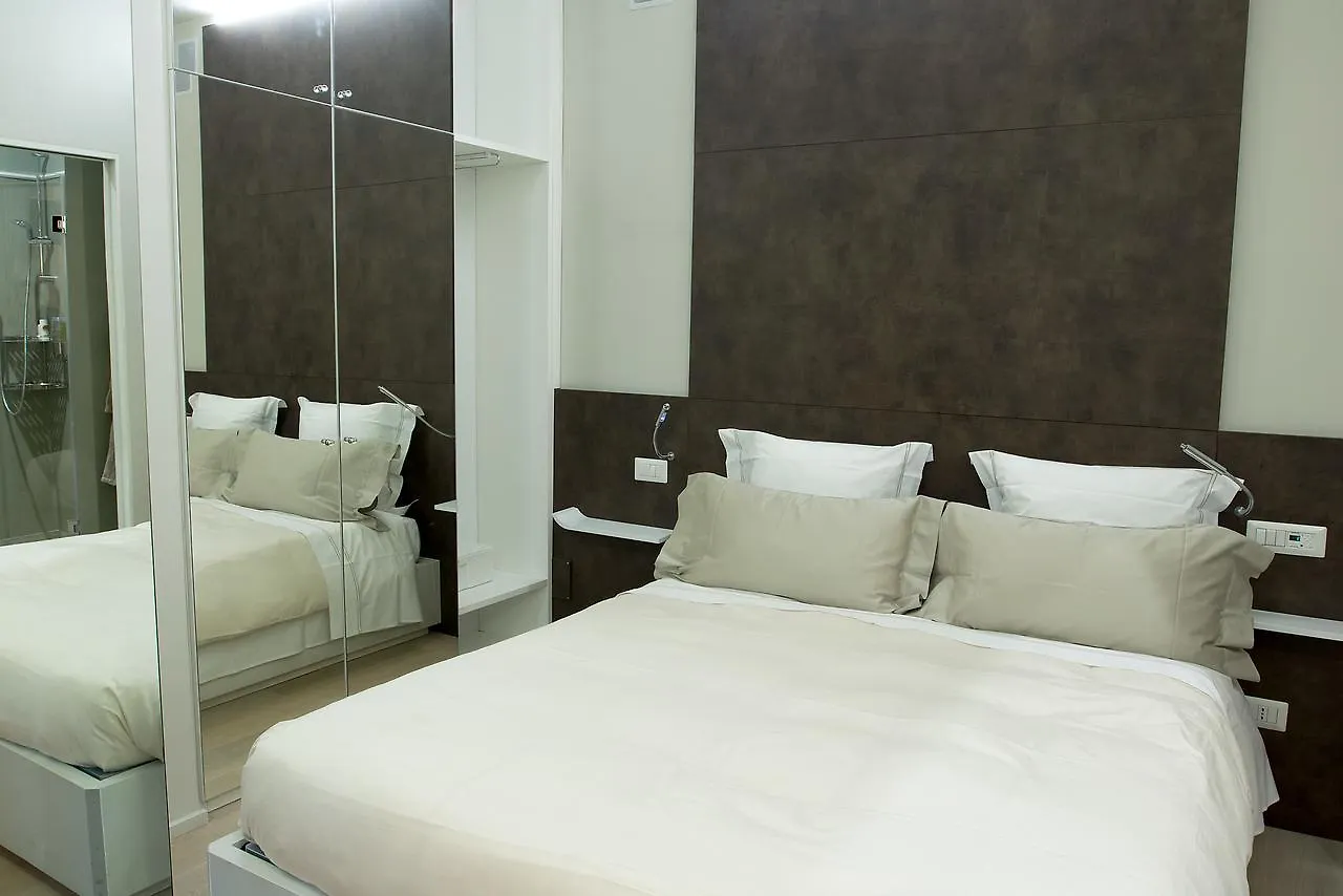 Milano Porta Venezia Suite Centro Apartment