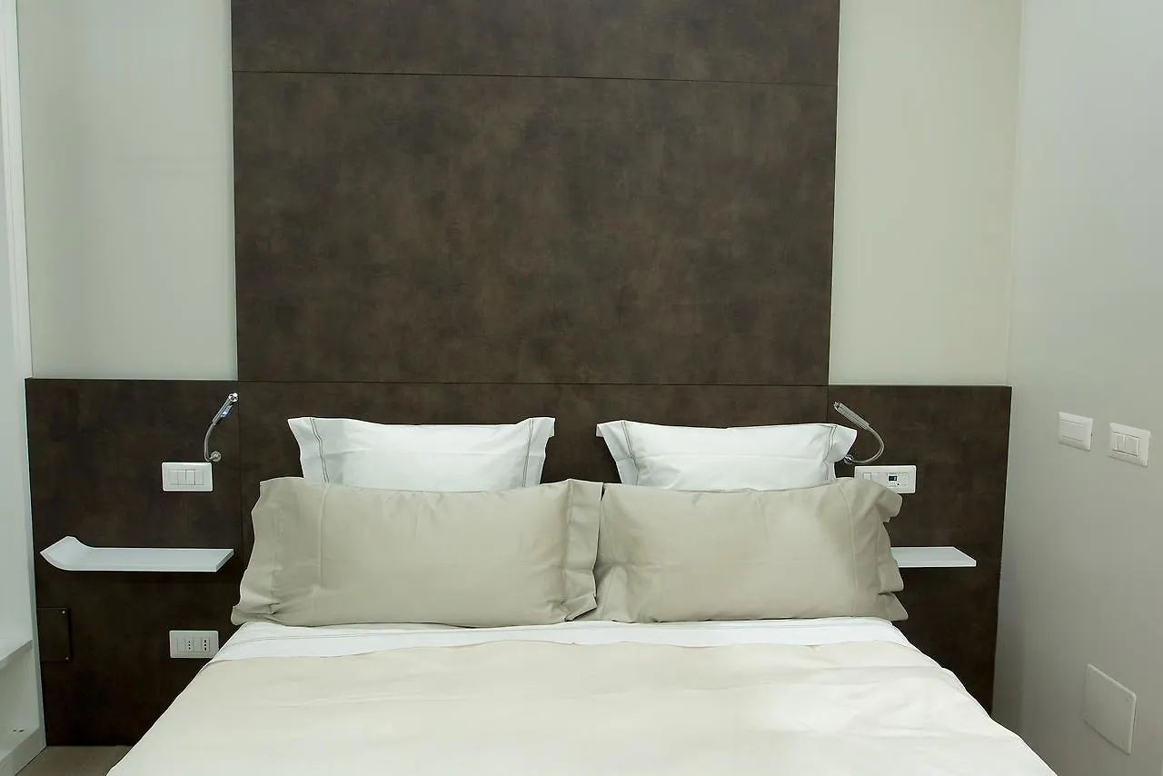Milano Porta Venezia Suite Centro Apartment