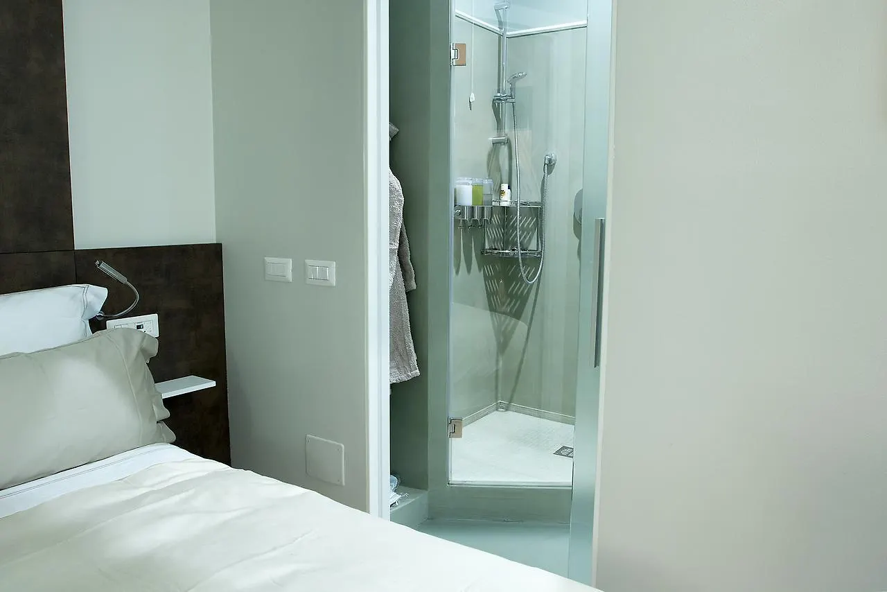 Milano Porta Venezia Suite Centro 0*, Milan Italy